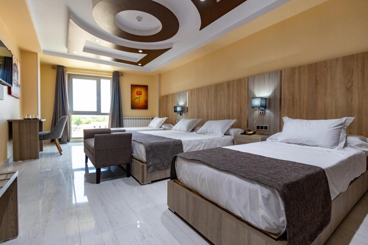 Hotel Zinou Zm Algiers 外观 照片